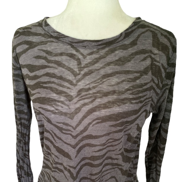 Rails Sully Gray & Black Tiger Striped Print Long Sleeve Tee - XS - Picture 4 of 11